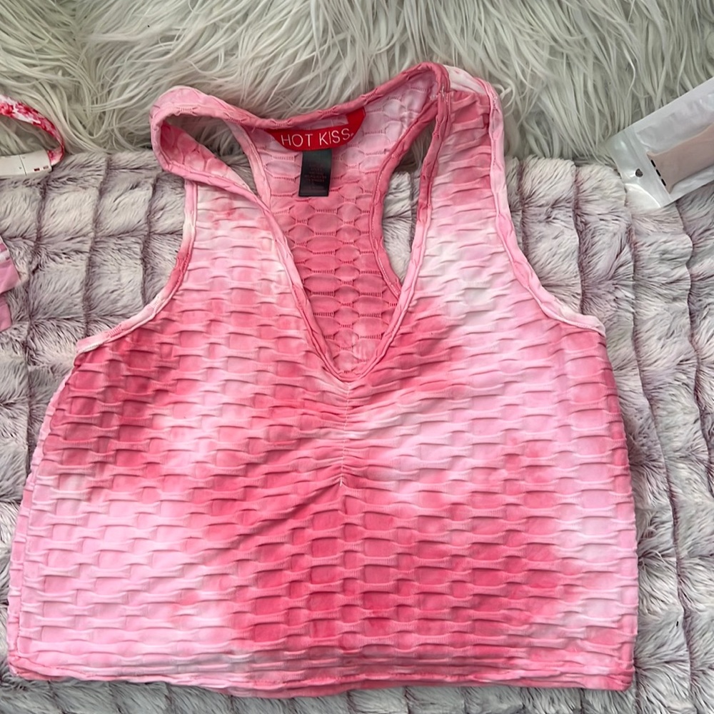 Athletic crop tank